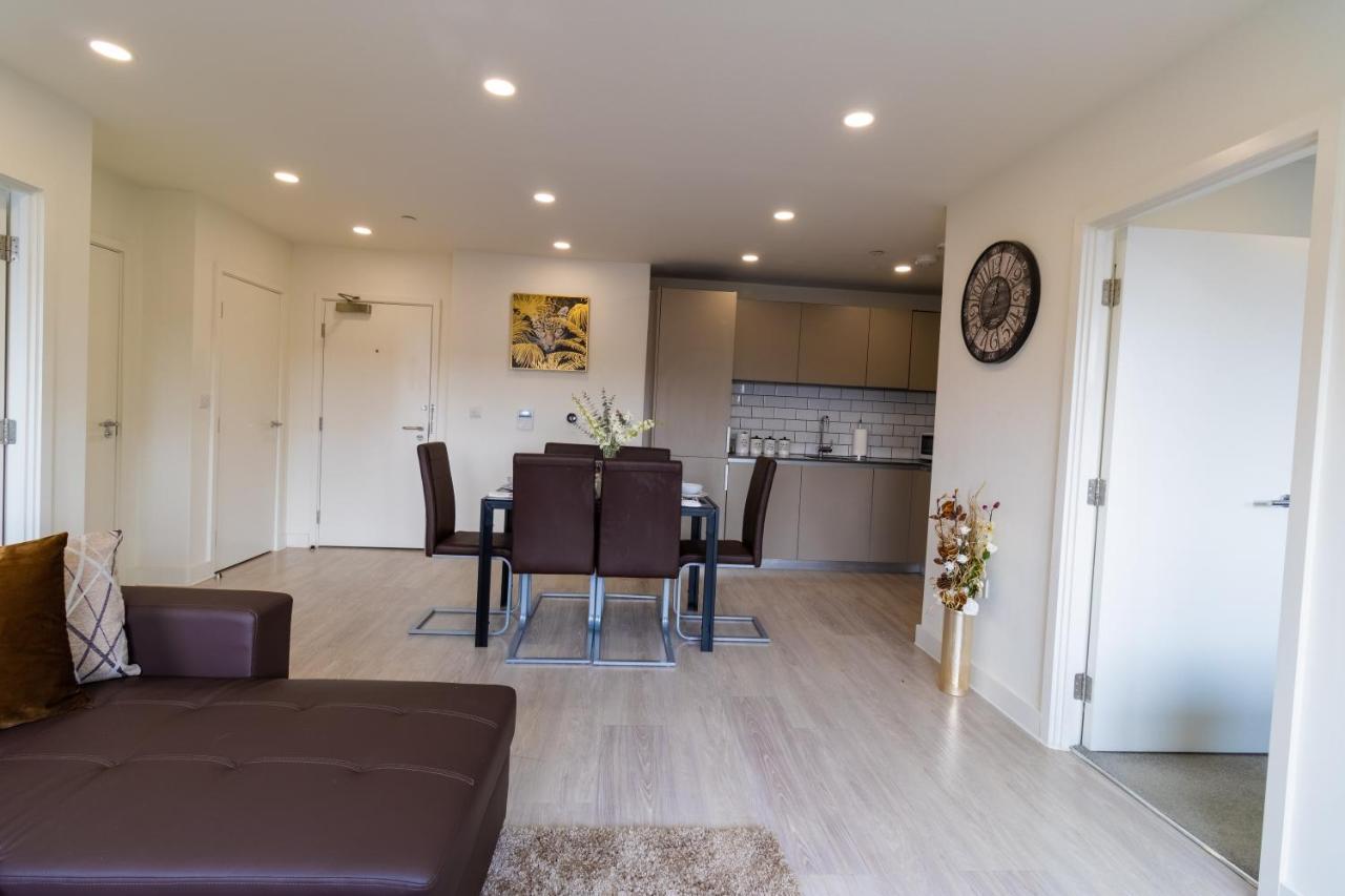 Virexxa Bedford Centre - Executive Suite - 2Bed Flat With Free Parking & Gym Екстер'єр фото
