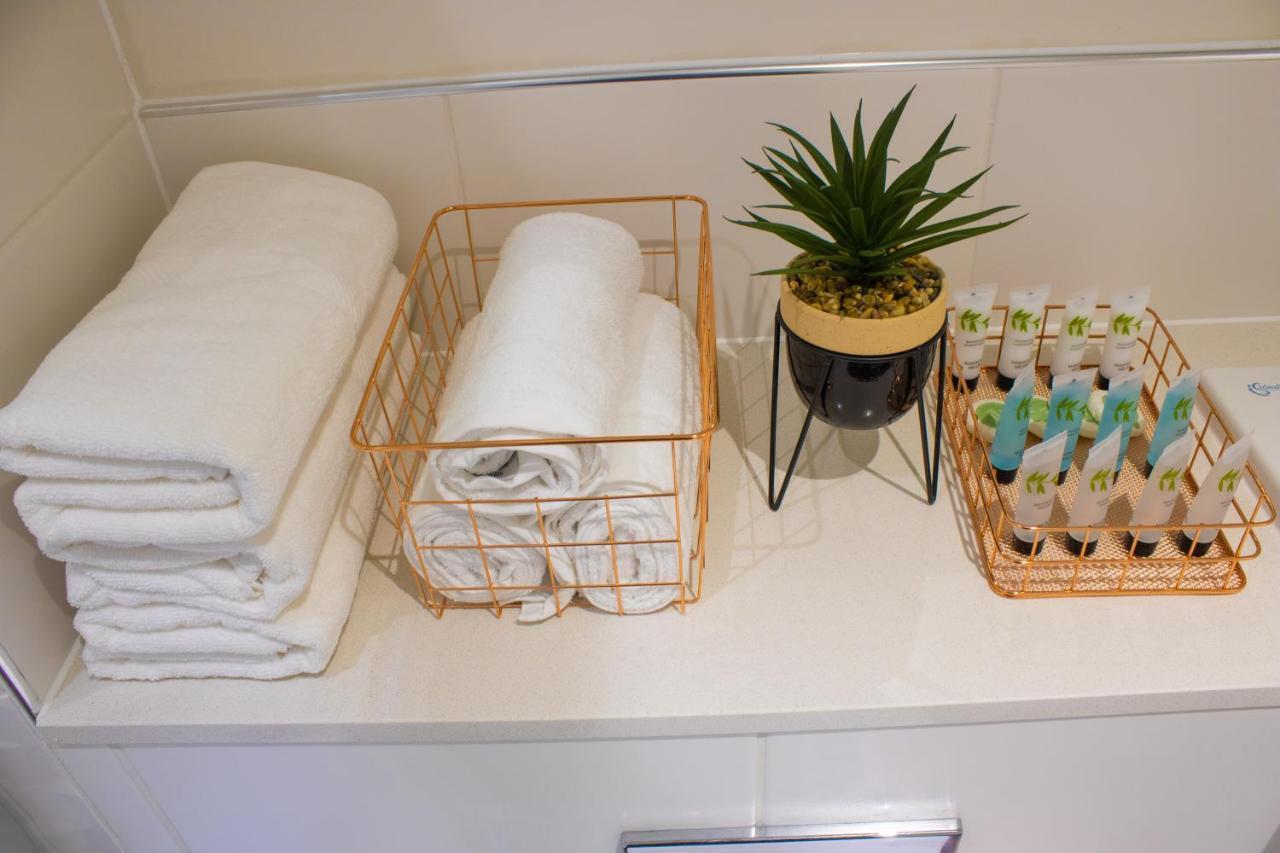 Virexxa Bedford Centre - Executive Suite - 2Bed Flat With Free Parking & Gym Екстер'єр фото