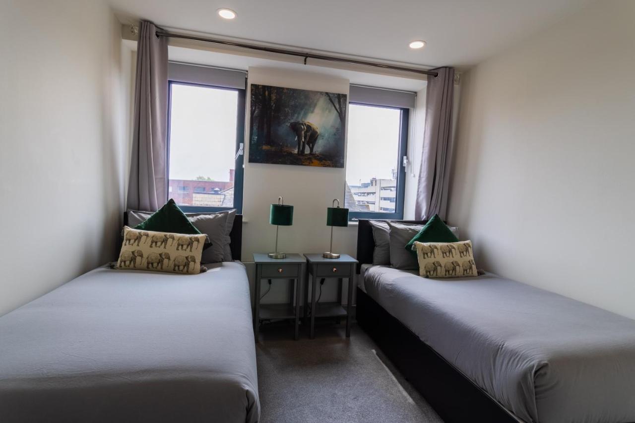 Virexxa Bedford Centre - Executive Suite - 2Bed Flat With Free Parking & Gym Екстер'єр фото