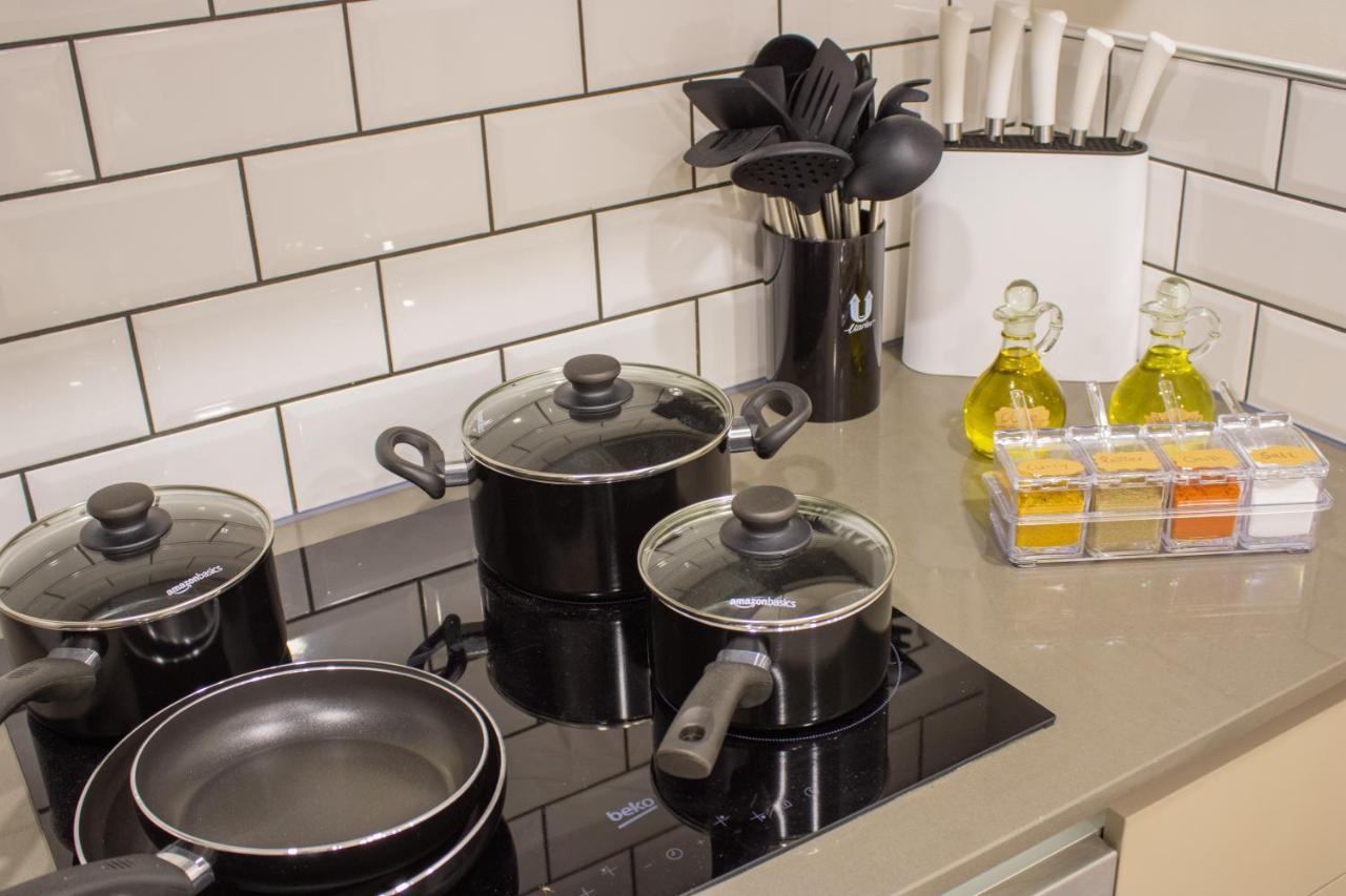Virexxa Bedford Centre - Executive Suite - 2Bed Flat With Free Parking & Gym Екстер'єр фото